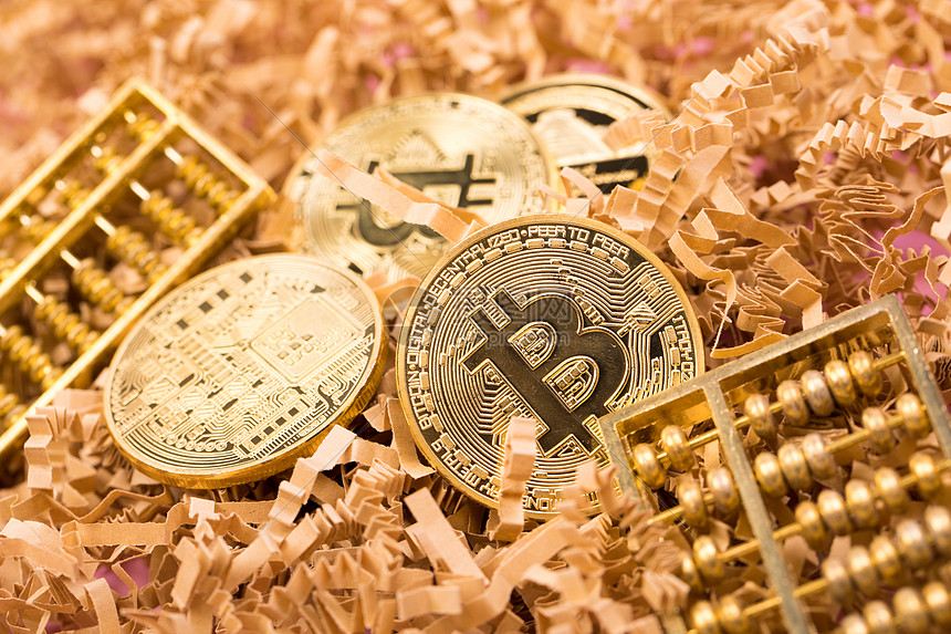 利好金价!银行业危机担忧加剧,资金从石油逃向黄金