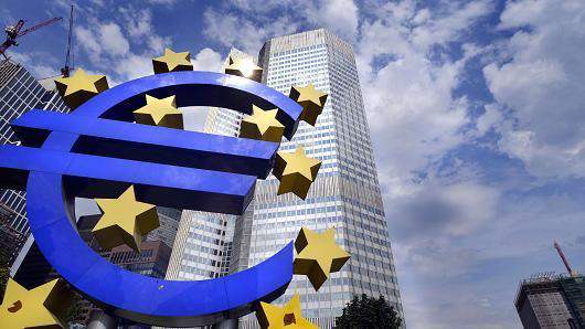 劳动市场正在降温!美国11月“小非农”增加10.3万人,连续4个月不及预期