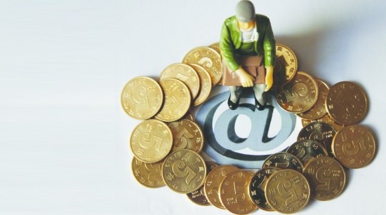 IMF罕见批评美国:贸易限制及银行问题都构成下行风险