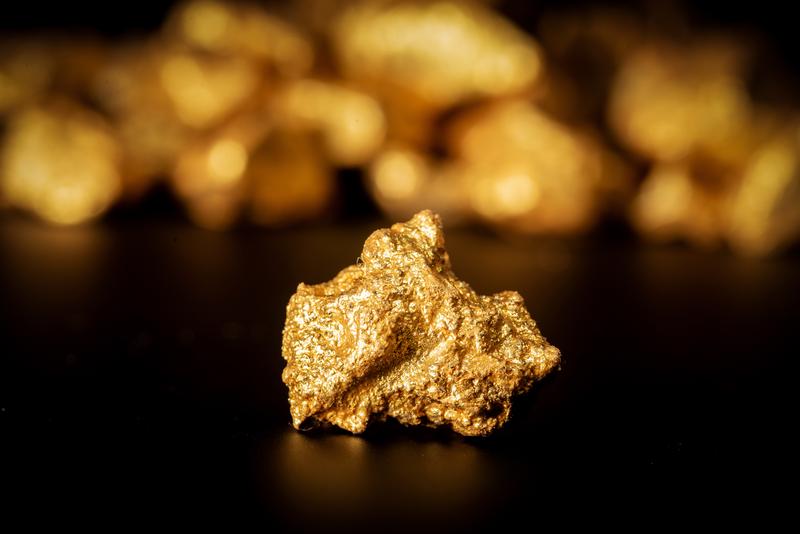 美媒:美关税让生产商承受通胀压力 涨价或很快传导至消费者